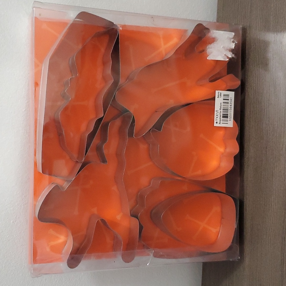 Marth Stewart Halloween Cookie Cutters